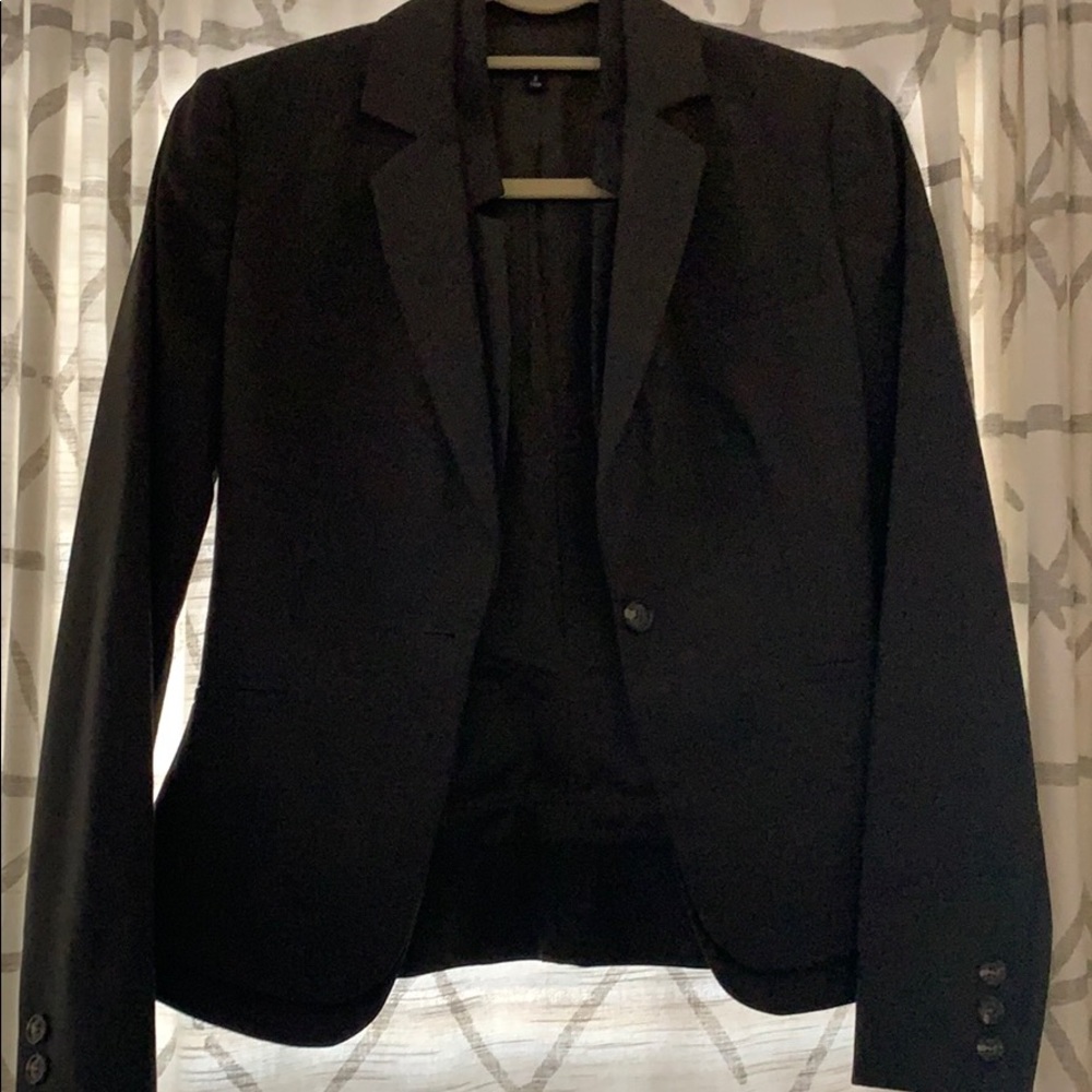 Gianni Bini Women’s suit